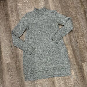 Cozy Gray Mockneck Tunic Sweater Sz S